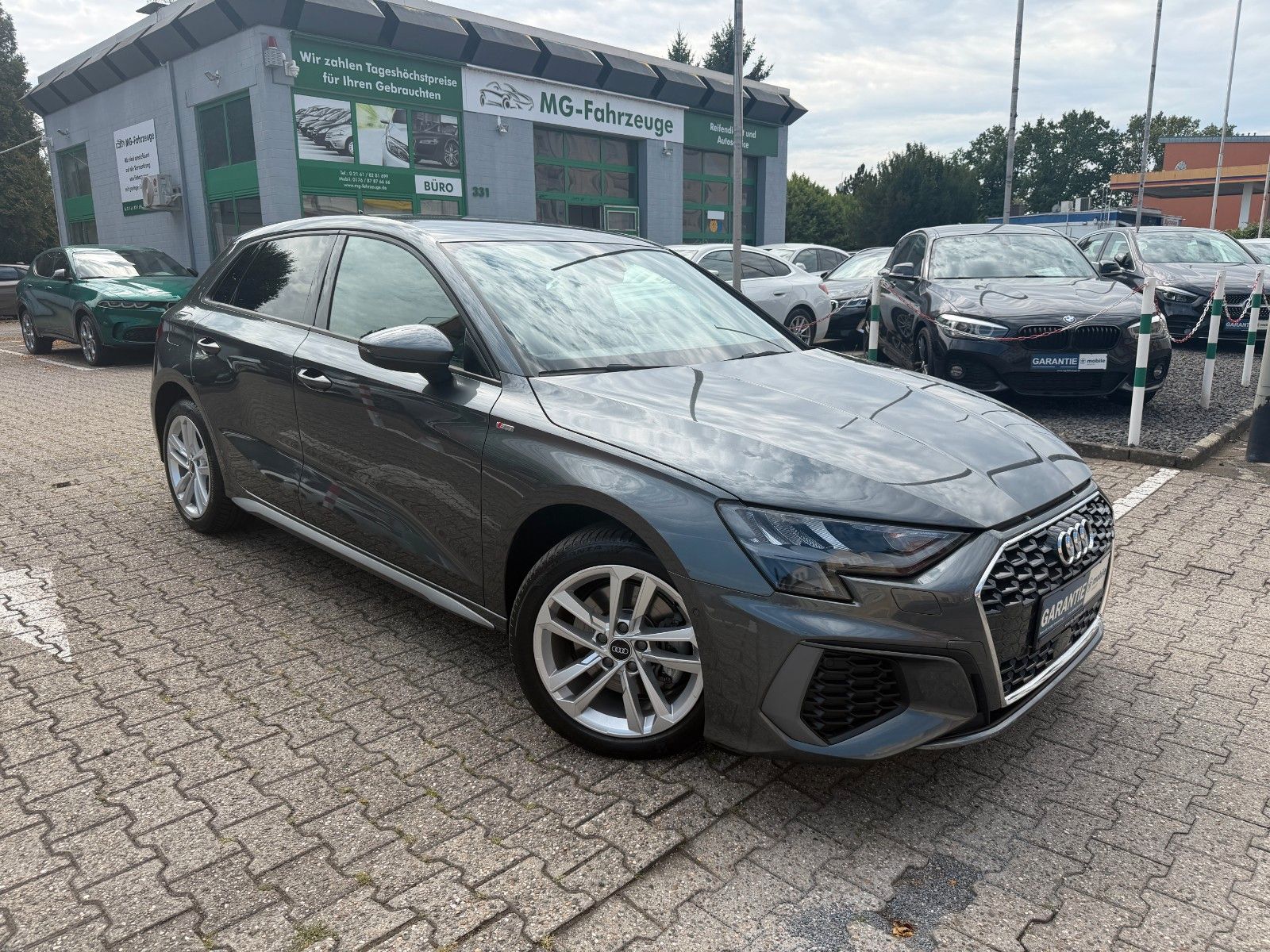 Fahrzeugabbildung Audi A3 Sportback 40 TFSI e S-LINE SPORTPAKET AHK LED