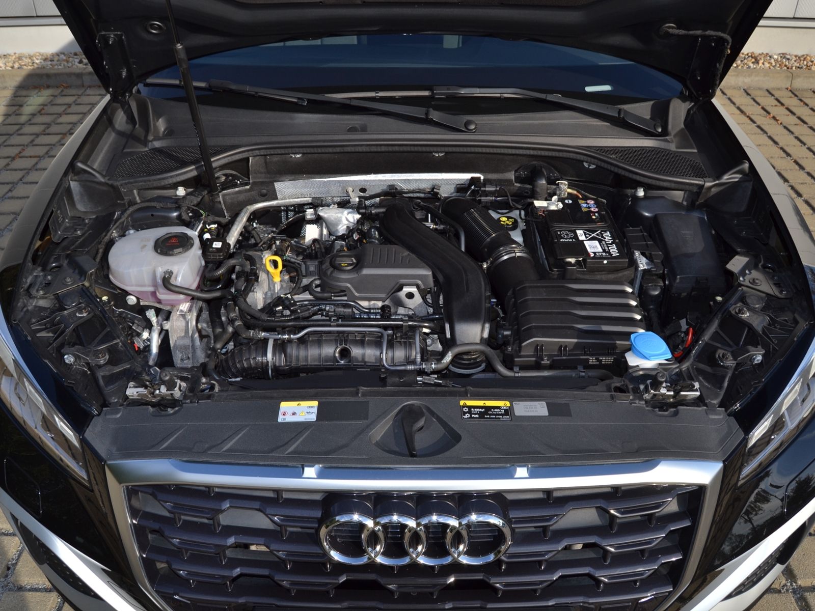 Q2 35 TFSI S-tronic Advanced AHK/MATRIX-LED/RFK/