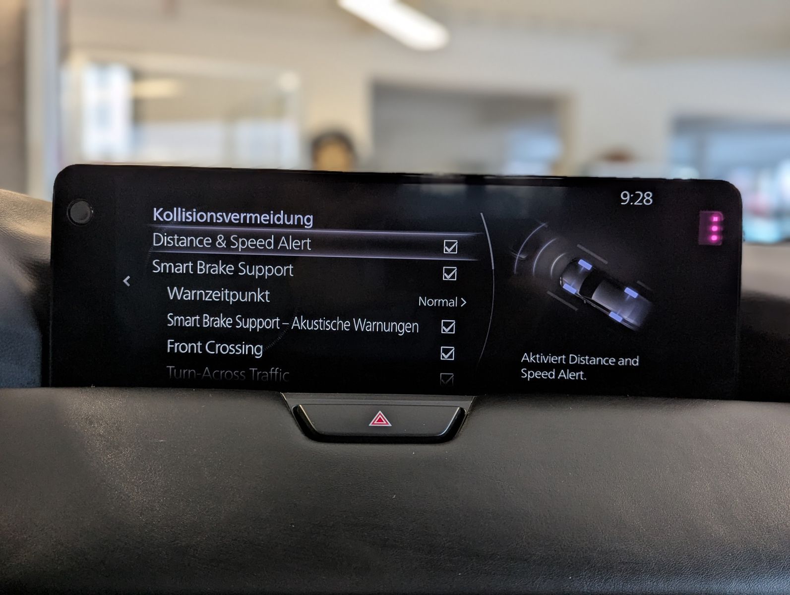 Fahrzeugabbildung Mazda CX-80 3.3L E-SKYACTIV D 254 HOMURA+ 7-Sitze Pano