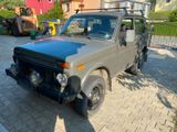 Lada Niva 2008 Wald Jagdauto Forst - Lada Niva: Jagd