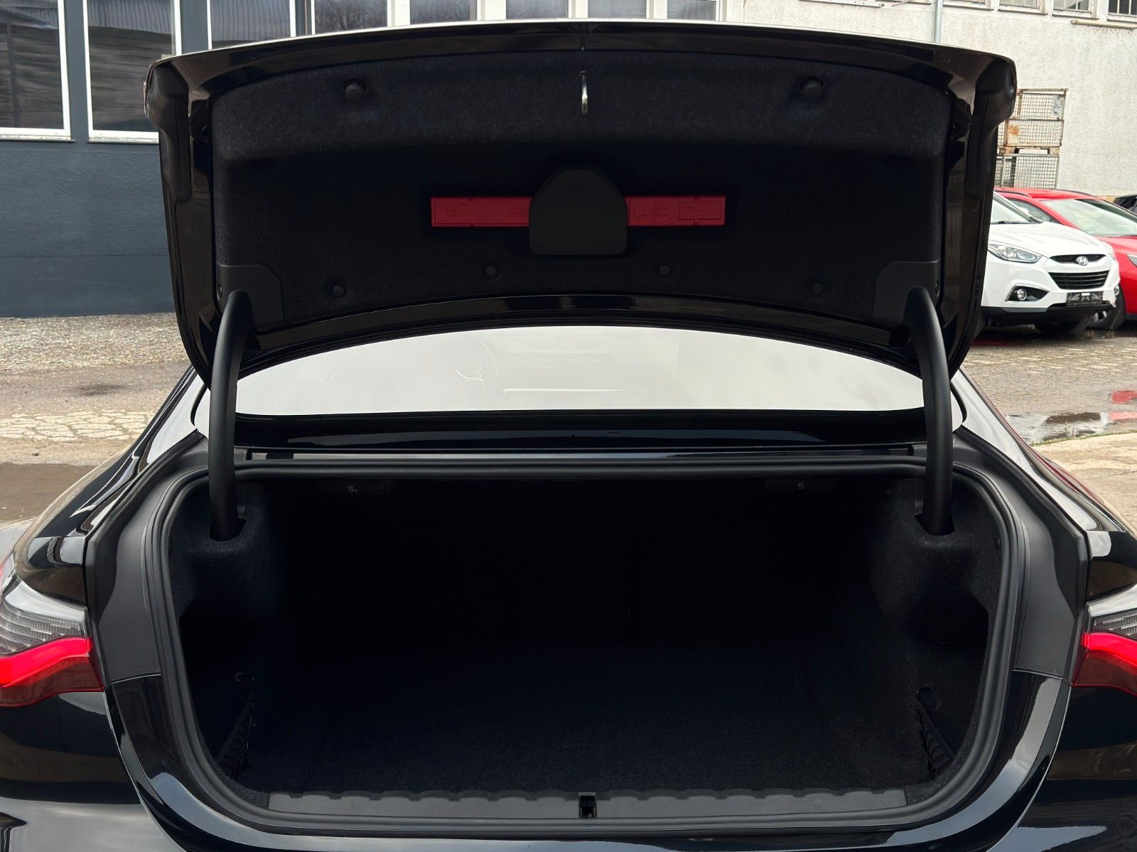 Fahrzeugabbildung BMW 420i G22 Coupé M Sport Leder Memory Kamera ACC