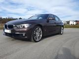 BMW F30 330E I Performance-Luxury Line-Ind... - BMW 3er Reihe: E30