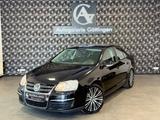 Volkswagen Jetta V Trendline 1.6/KLIMA/ALUFELGEN/HU NEU - Volkswagen Jetta: V6