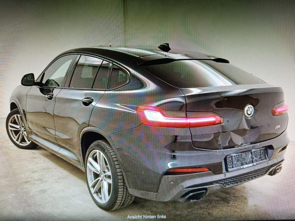 BMW X4 M40