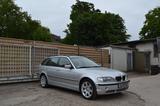 BMW 330 Baureihe 3 Touring 330xi*1.HAND*LEDER*XENON* - BMW 330 in Gelsenkirchen