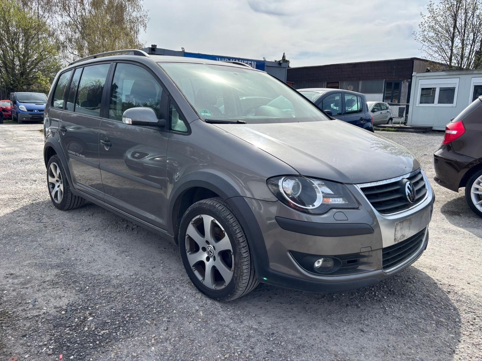 Volkswagen Touran CrossTouran - Navi - Klima - Shzg. -