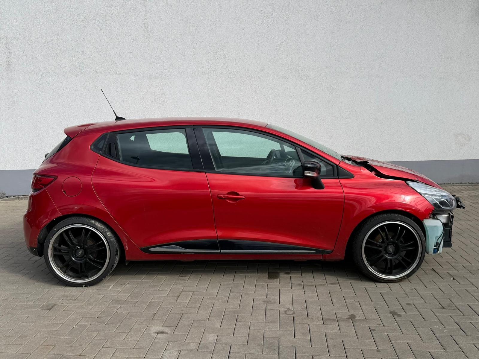Renault Clio IV Dynamique Rs