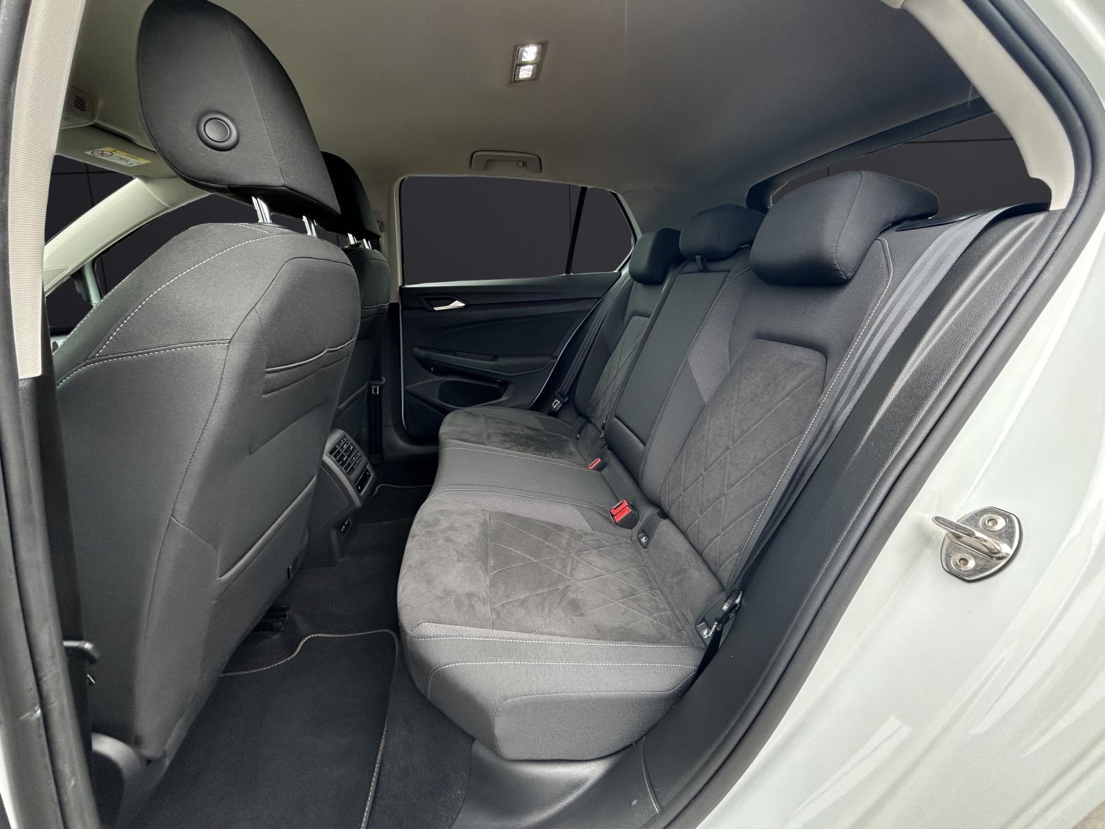 Volkswagen Golf VIII TSI Style Matrix Navi ACC STHZ PDC SHZ, миниатюра 11