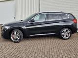 BMW X1  xDrive 20d*M-Sport*AHK*Harmann*ACC*R-Cam - BMW X1 in Erfurt