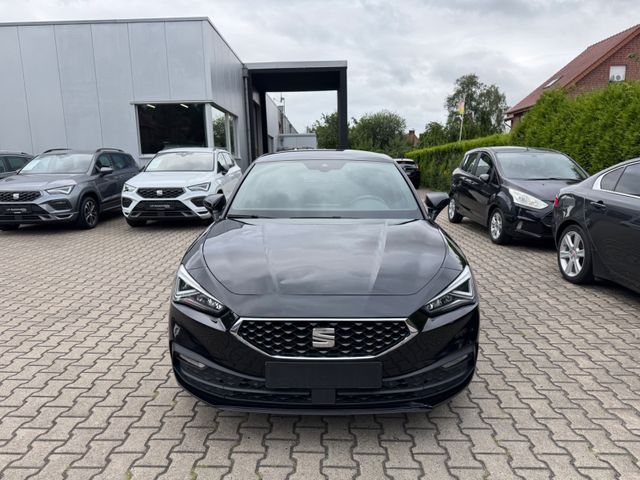 SEAT Leon Xcellence DSG LED KEYLESS CARPLAY
