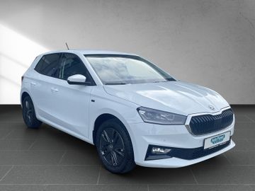 Skoda Fabia 1.0 TSI Tour *NAVI*KLIMA*SHZ*KAMERA*LED