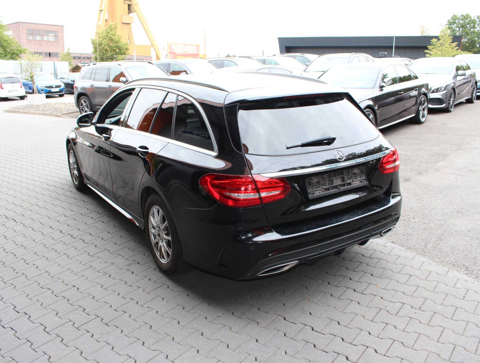 Fahrzeugabbildung Mercedes-Benz C 200 d T AMG Line Distronic+LED+Navi+Totwinkel
