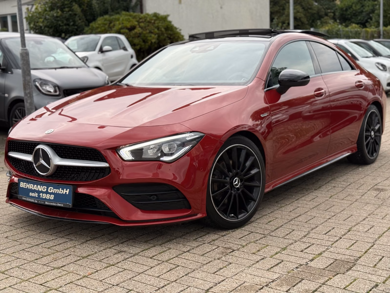 Mercedes-Benz CLA200 AMG+NIGHT PAKET*PANORAMA*KAMERA*AUTOMATIK