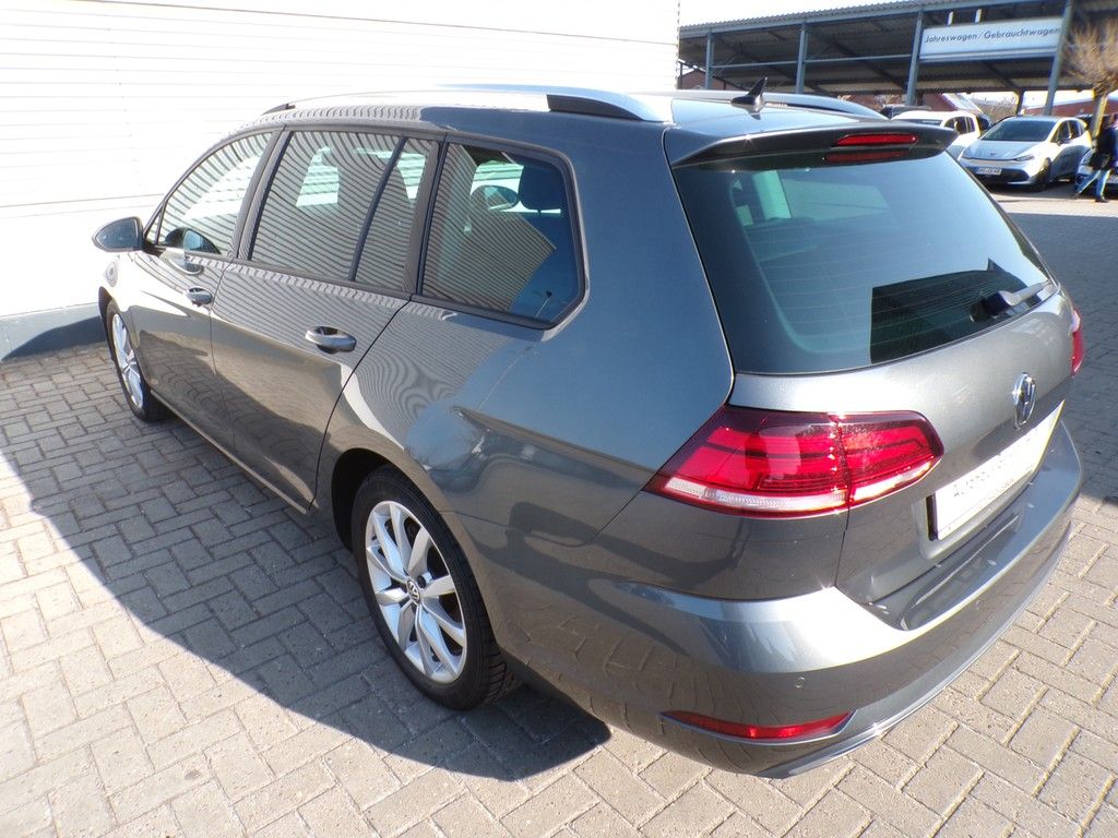 Fahrzeugabbildung Volkswagen Golf VII Variant 1.6 TDI DSG Join Start-Stopp