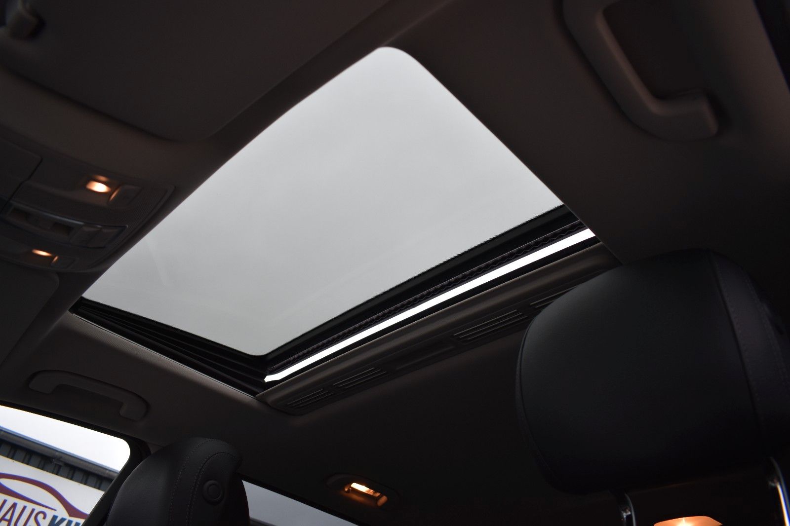 Fahrzeugabbildung Mercedes-Benz GLE 400 4Matic Distronic AHK 21* Keyless-go