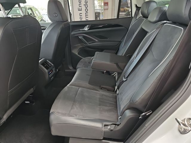 Fahrzeugabbildung Volkswagen Tayron 1.5 eTSI DSG Elegance 7-SITZE LED-PLUS NA