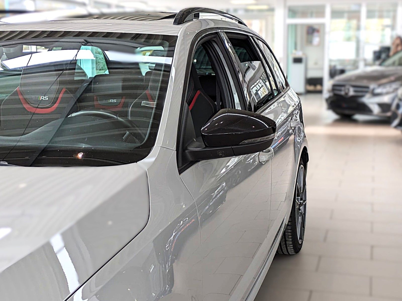 Fahrzeugabbildung SKODA Octavia RS DSG PANO ACC LED VIRTUAL CAM CARPLAY