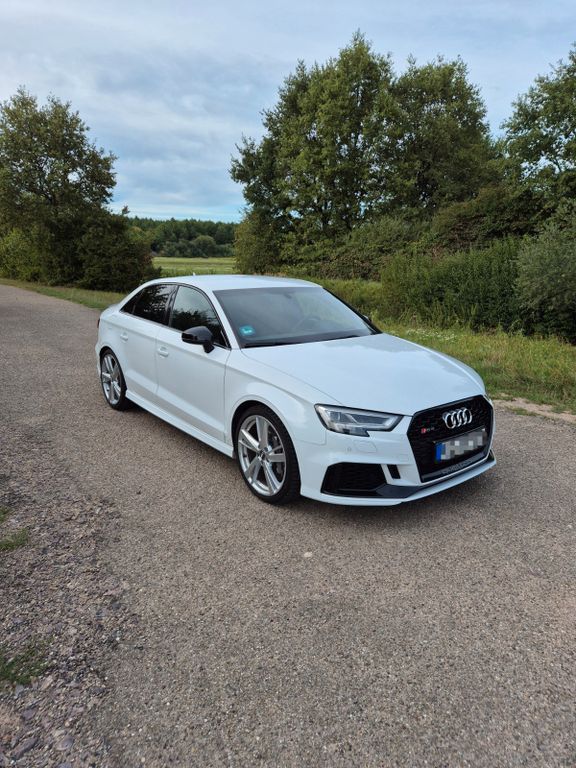 Image of Audi RS3