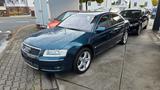 Audi A8 4.2 quattro - Audi A8 mit Benzin-Antrieb: Limousine, 4.2