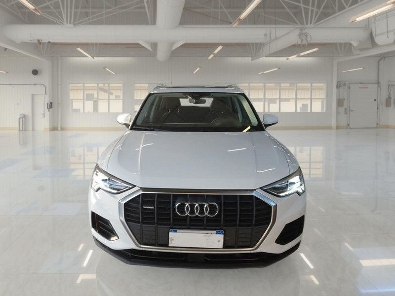 Audi AUDI Q3 40 TDI QUATTRO S TRONIC BUSINESS SUV imagem 2