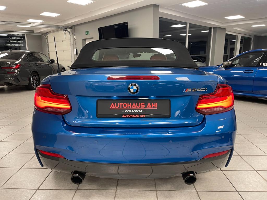 BMW M240i