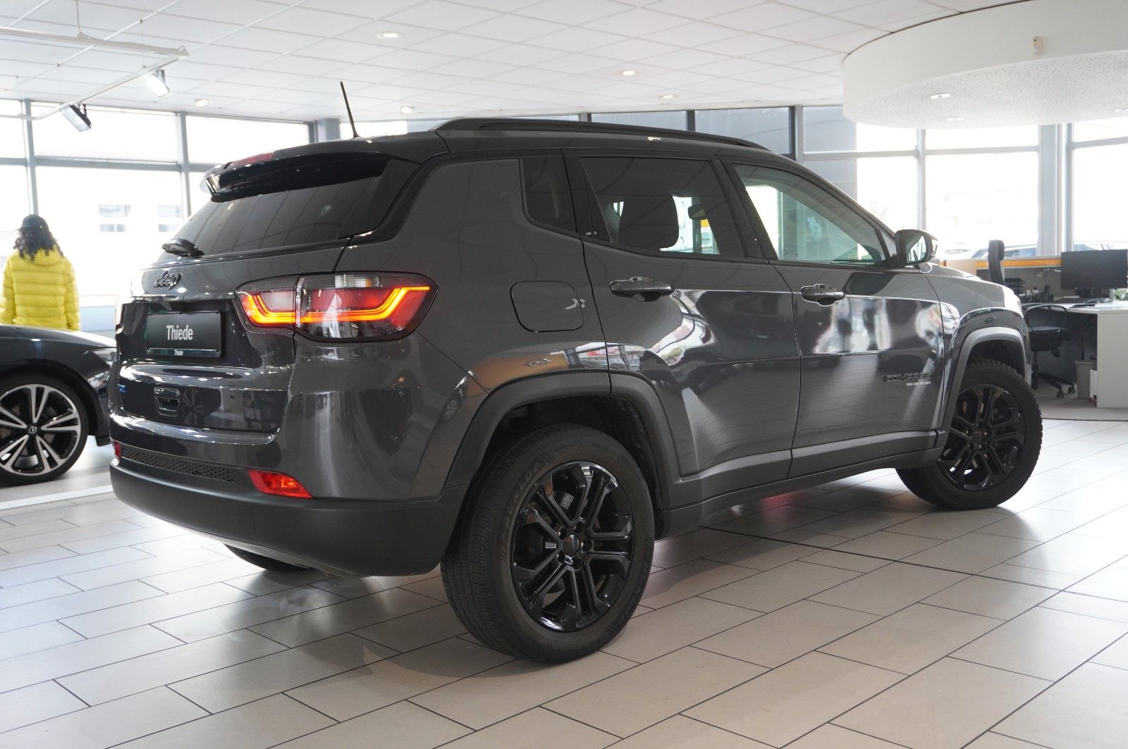 Fahrzeugabbildung Jeep Compass 1.3 4X4 HYBRID NAVI/LED/KAMERA/VIRTU/DAB