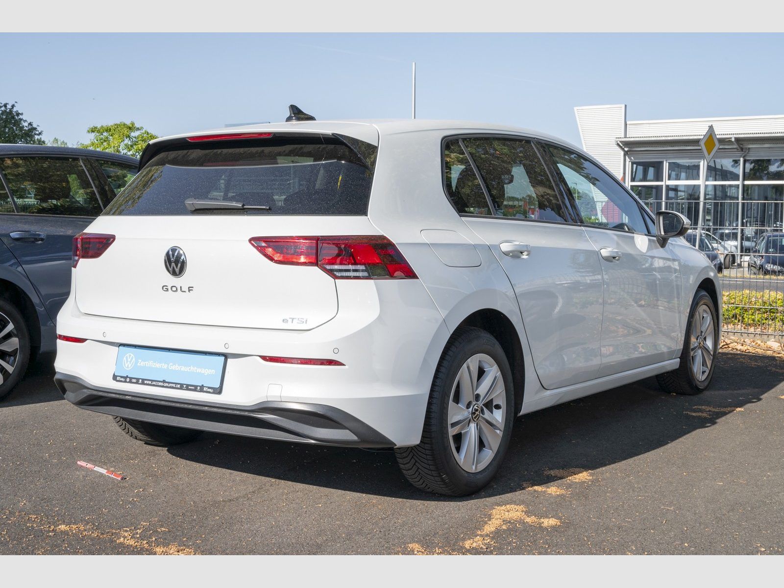Volkswagen Golf VIII 1.5 eTSI Life DSG Licht Sicht Sitzheiz foto 5