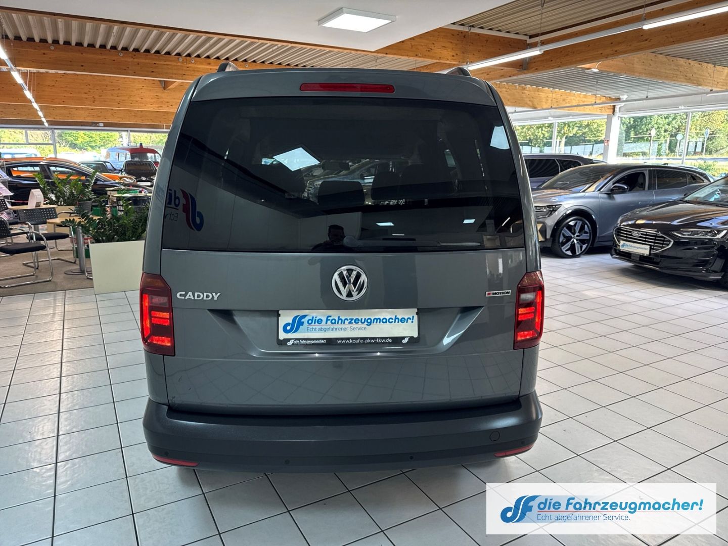 Fahrzeugabbildung Volkswagen Caddy Trendline BMT 4Motion 2.0 TDI EU6d-T Navi