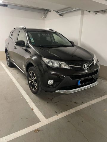 TOYOTA RAV 4
