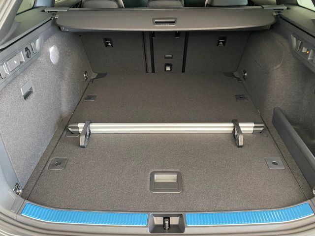 Passat R-Line 2.0 TDI DSG 4motion PANO+AHK