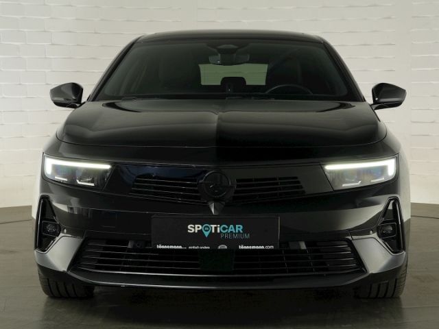 Astra LIM ULTIMATE PHEV AT+LED MATRIX+NAVI+360 G