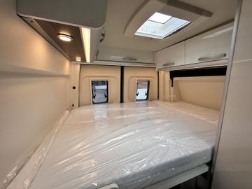 Westfalia Sven Hedin ACC LED AHK Markise Fußbodenheizung