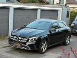 Mercedes-Benz GLA 180 Leder LED Navi - gebrauchte Mercedes-Benz SUV & Geländewagen