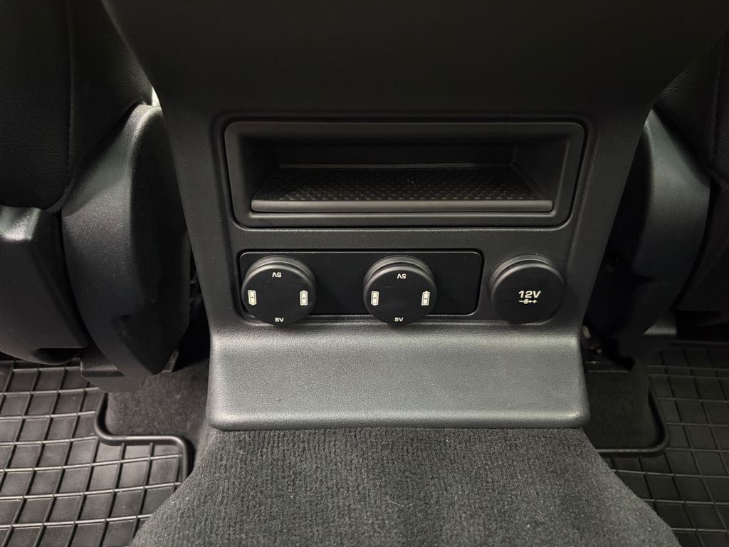 Jaguar F-Pace - Bild 16