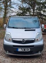 Opel Vivaro Tour 2.0 CDTI  * 9-Sitzer * - Opel Vivaro mit Diesel-Antrieb: Kleinbus, 2.0