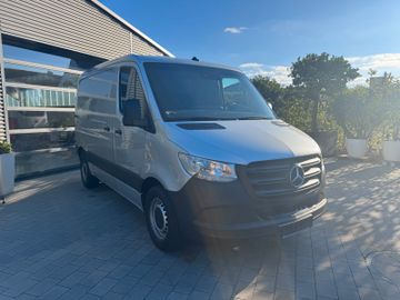Mercedes Sprinter - 2