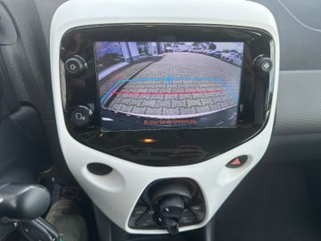 Citroën C1 3-türig VTi72 Shine | RCam - Android  Apple
