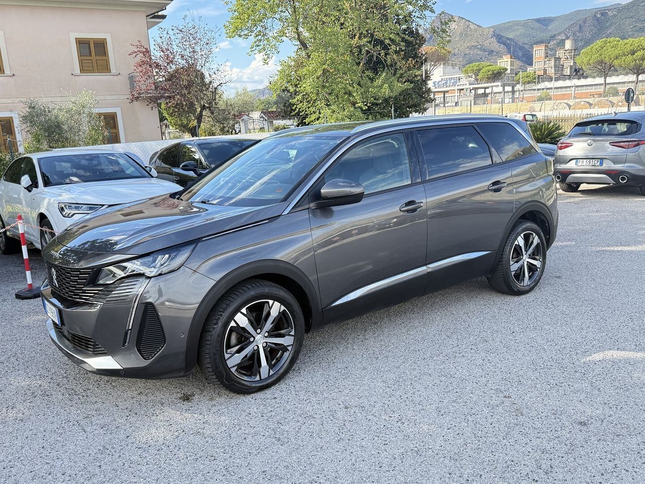 Peugeot PEUGEOT 5008 1.5TDCI 4X4 GT LINE 7 POSTI imagem 2