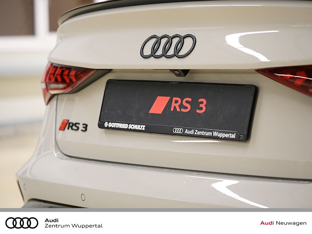 Audi RS3 Limousine S tronic 2.5 294 kW TFSI quattro foto 8