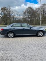 Mercedes-Benz Mercedes E 250 4Matic - Mercedes-Benz E 250 in Braunschweig