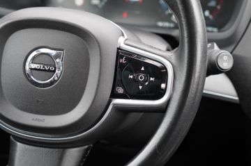 Volvo XC90 - 11