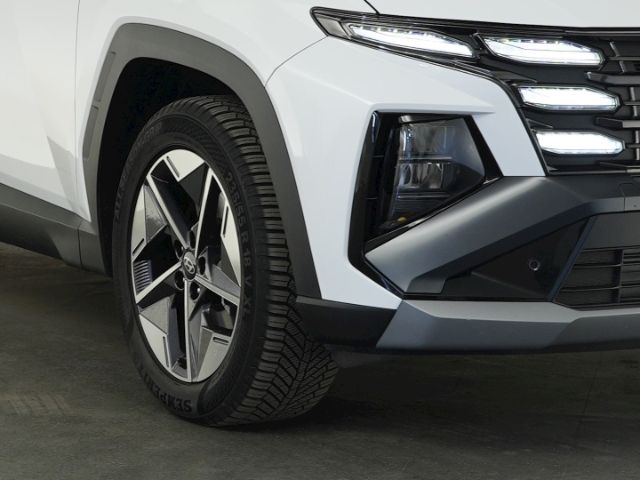Tucson FACELIFT T-GDI TREND 48V DCT 4WD+LED+NAVI