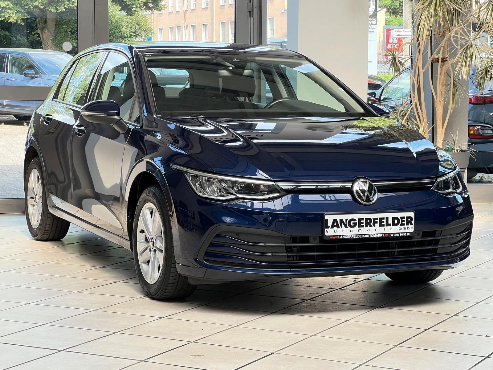 Volkswagen GolfVIII 1.5 TSI Life*DIGITAL*LED*SCHECKHEFT*PDC