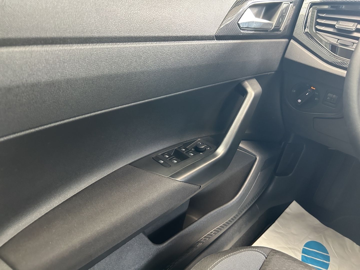 Polo 1.0 TSI Life Schalter 70kW LED App-Connect 