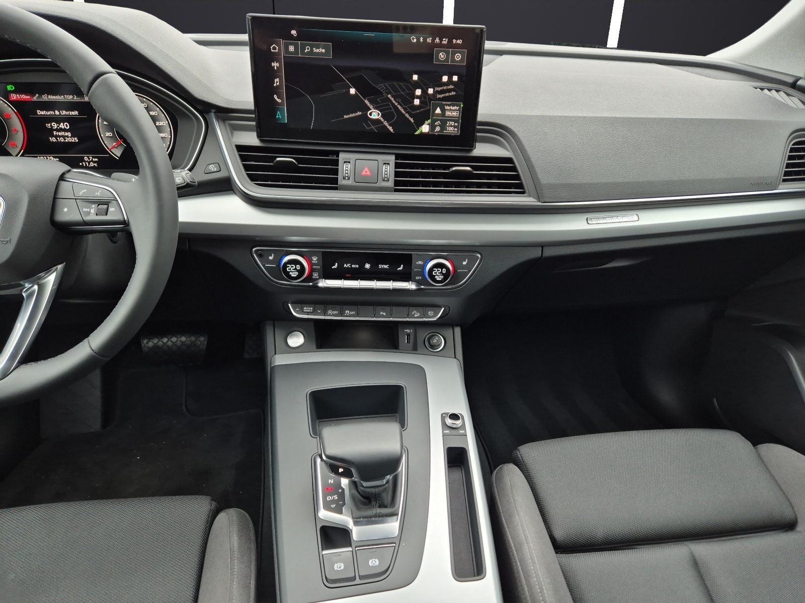 Fahrzeugabbildung Audi Q5 40 TFSI advanced quattro S-tronic STHZG Matri