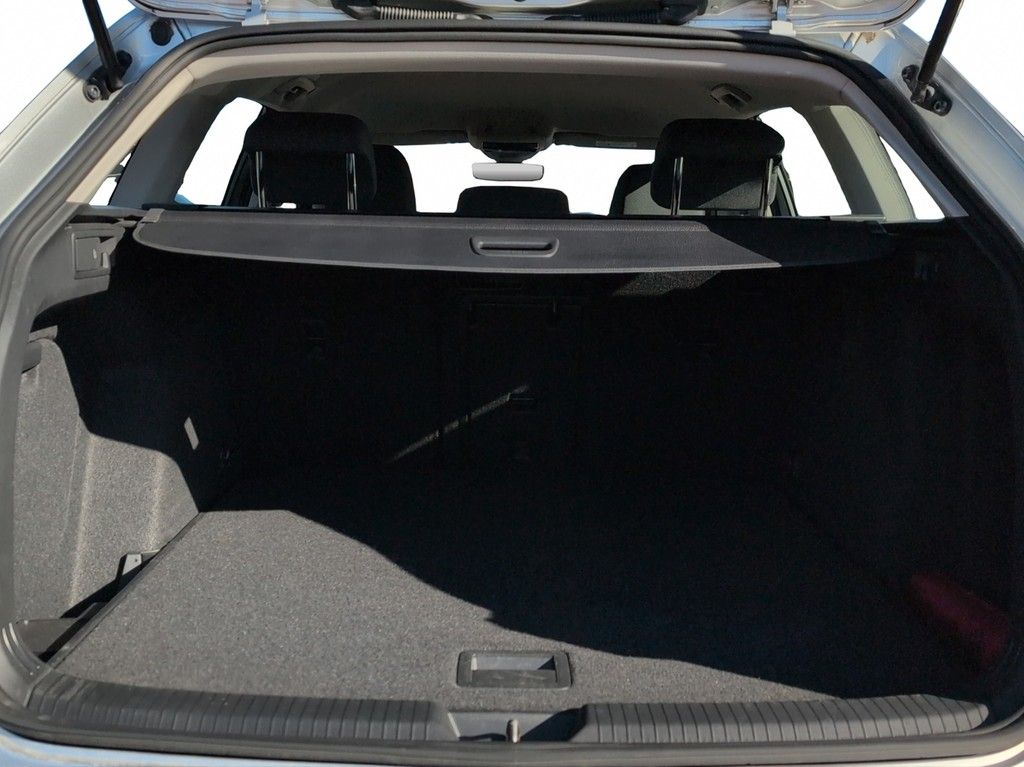 Volkswagen Golf - Bild 9