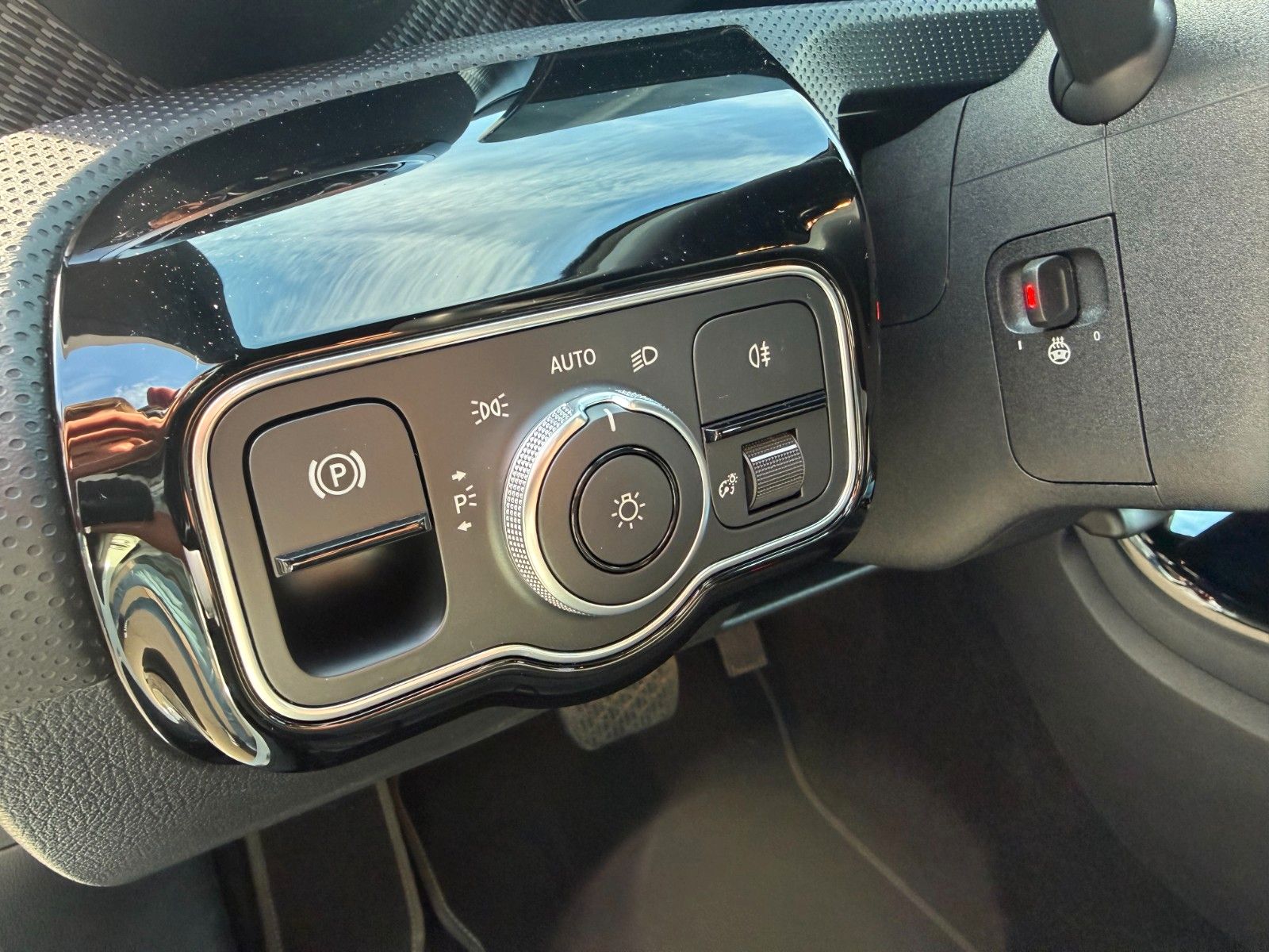 Fahrzeugabbildung Mercedes-Benz A 200 Progressive+LED+IHC+RKamera+LenkBeh+uvm.