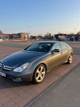 Mercedes-Benz CLS 320 CDI  - Mercedes-Benz CLS 320: Coupé