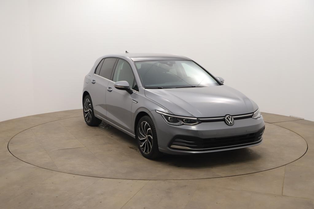 Volkswagen Golf Style 1.5 eTSI 96kW DSG LED*PANO*NAV*TEMPO*