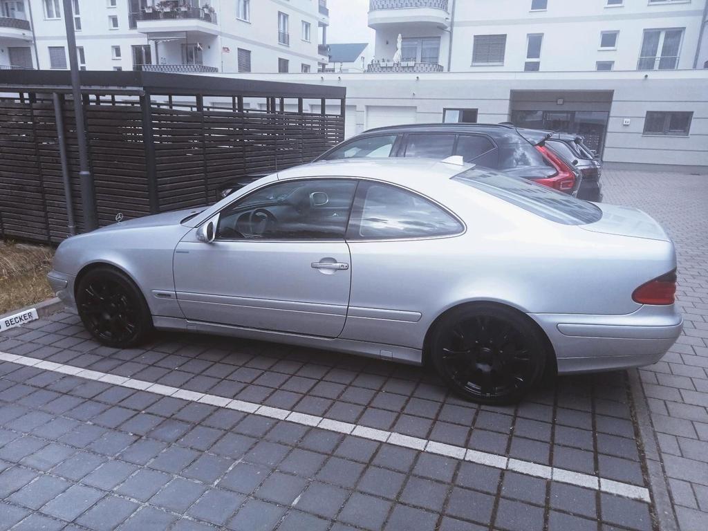 Mercedes-Benz CLK 200